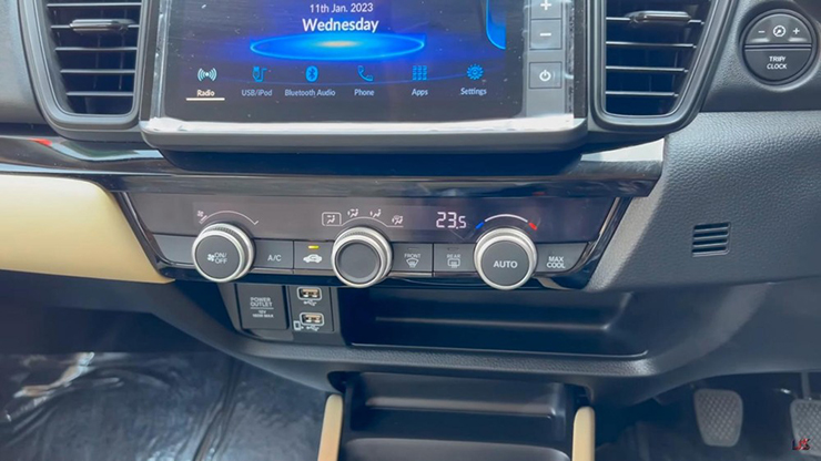 11-1679553790-551-width740height416